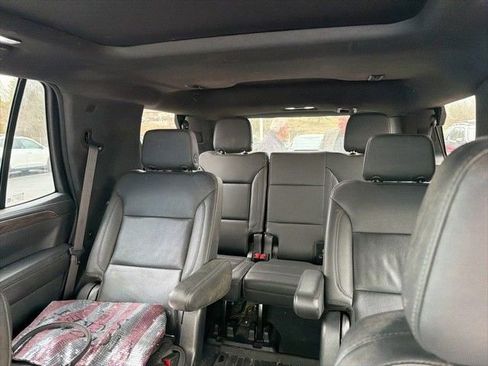 Used 2022 Chevrolet Tahoe Z71 w/ Luxury Package image 27