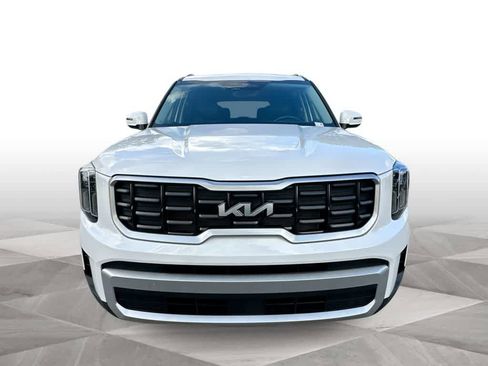 Certified 2024 Kia Telluride S FWD image 3