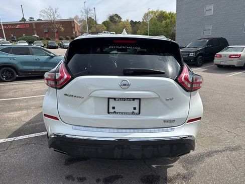 Used 2018 Nissan Murano SV image 11