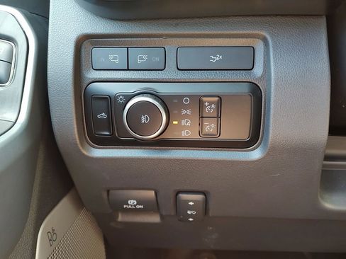 Used 2023 Ford F250 Lariat w/ Lariat Ultimate Package image 28