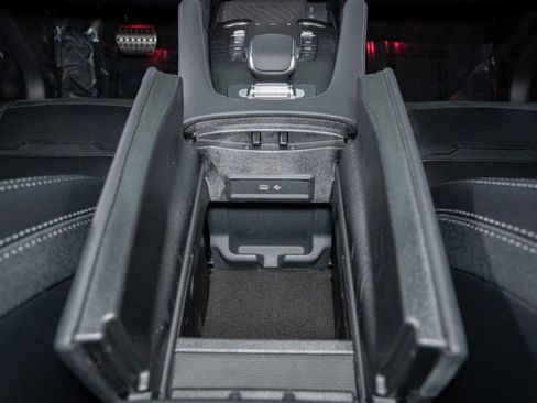 New 2026 Mercedes-Benz GLE 53 AMG 4MATIC image 25