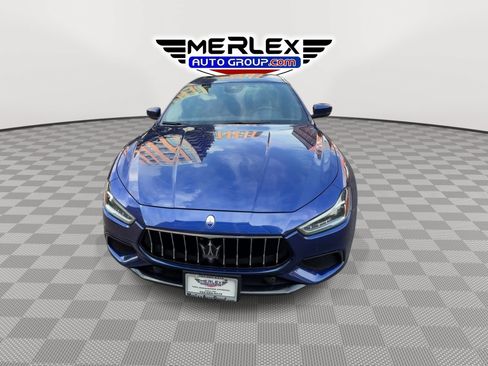 Used 2019 Maserati Ghibli S GranSport RWD image 3