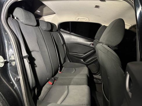 Used 2014 MAZDA MAZDA3 i Sport image 12