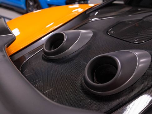 Used 2019 McLaren 600LT RWD image 55