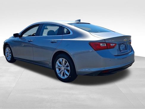 Used 2024 Chevrolet Malibu LT FWD image 4