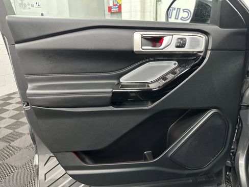 Used 2024 Ford Explorer ST w/ Equipment Group 401A image 19