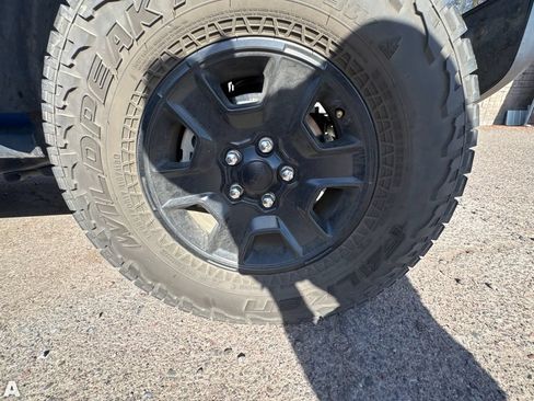Used 2022 Jeep Gladiator Mojave w/ Trailer Tow Package AWD/4WD image 6
