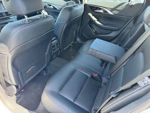 Used 2019 INFINITI QX30 w/ Cargo Package FWD image 14