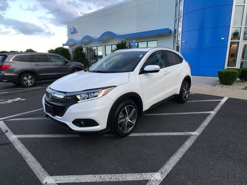 Used 2022 Honda HR-V EX image 3