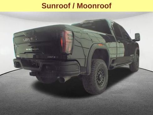 Used 2024 GMC Sierra 2500 AT4X w/ AT4X AEV Edition image 5