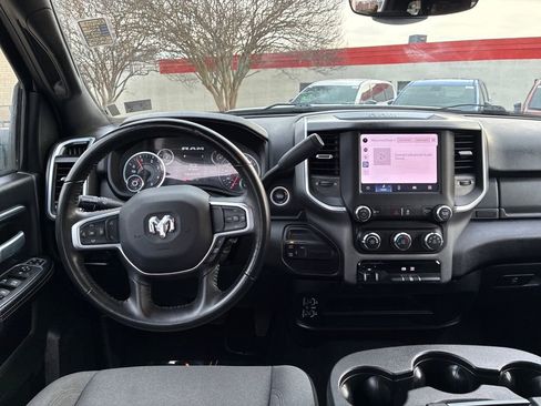 Used 2024 RAM 3500 Big Horn AWD/4WD image 14