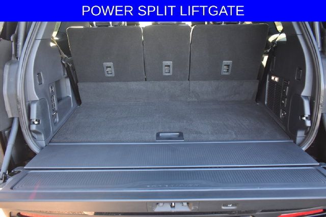 Used 2025 Ford Expedition Platinum w/ Stealth Performance Package AWD/4WD image 11