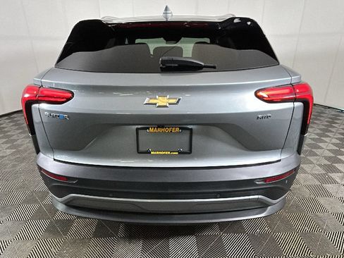Used 2024 Chevrolet Blazer EV LT AWD/4WD image 4