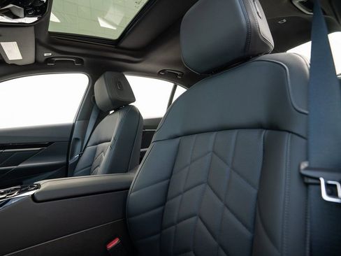 New 2026 BMW 530i xDrive w/ M Sport Package image 14