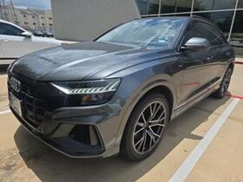 Used 2023 Audi Q8 Prestige w/ Prestige Package AWD/4WD image 15