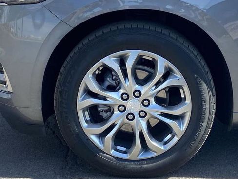 Used 2021 Buick Enclave Avenir w/ Avenir Technology Package image 30