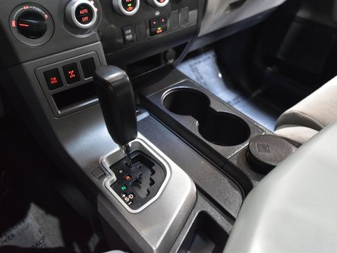 Used 2017 Toyota Sequoia SR5 image 44