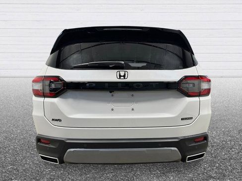 New 2026 Honda Pilot image 5