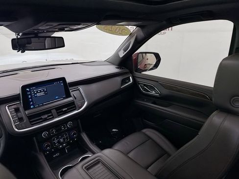 Used 2023 Chevrolet Tahoe Z71 w/ Z71 Off-Road Package image 27