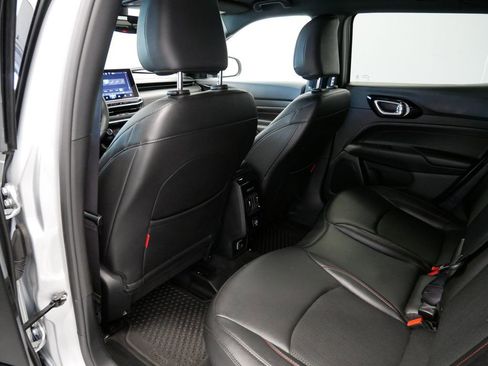 Certified 2024 Jeep Compass Trailhawk image 4