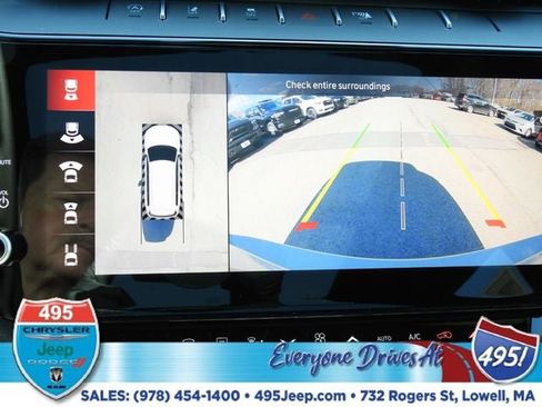 New 2026 Jeep Grand Cherokee L Limited w/ Luxury Tech Group II image 40