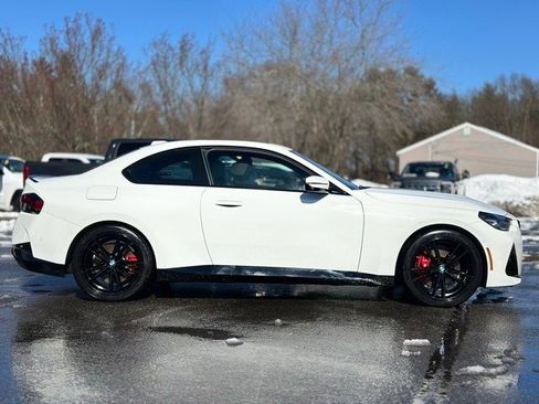 Used 2024 BMW 230i xDrive Coupe w/ Premium Package image 6