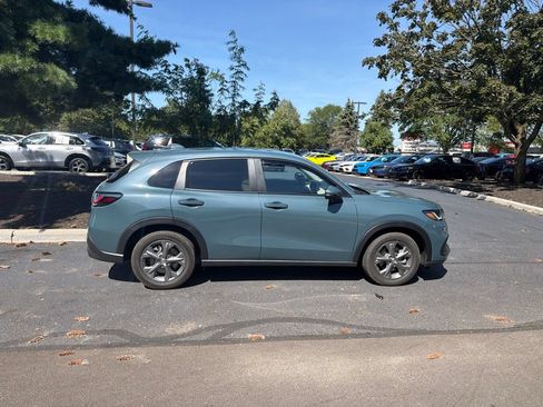 Certified 2026 Honda HR-V LX image 10