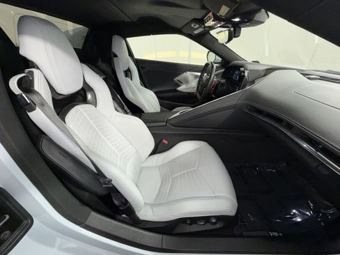 Used 2020 Chevrolet Corvette Stingray w/ 2LT Preferred Equipment Group image 25