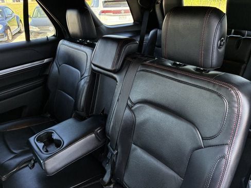 Used 2019 Ford Explorer Sport AWD/4WD image 19