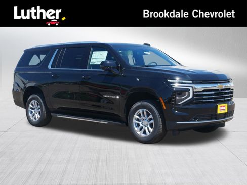 New 2026 Chevrolet Suburban LT w/ Comfort Package AWD/4WD image 1