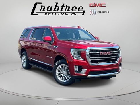 Used 2023 GMC Yukon XL SLT w/ SLT Premium Package AWD/4WD image 1