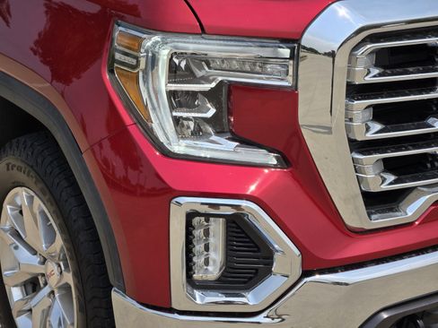 Used 2021 GMC Sierra 1500 SLT w/ SLT Premium Plus Package AWD/4WD image 34