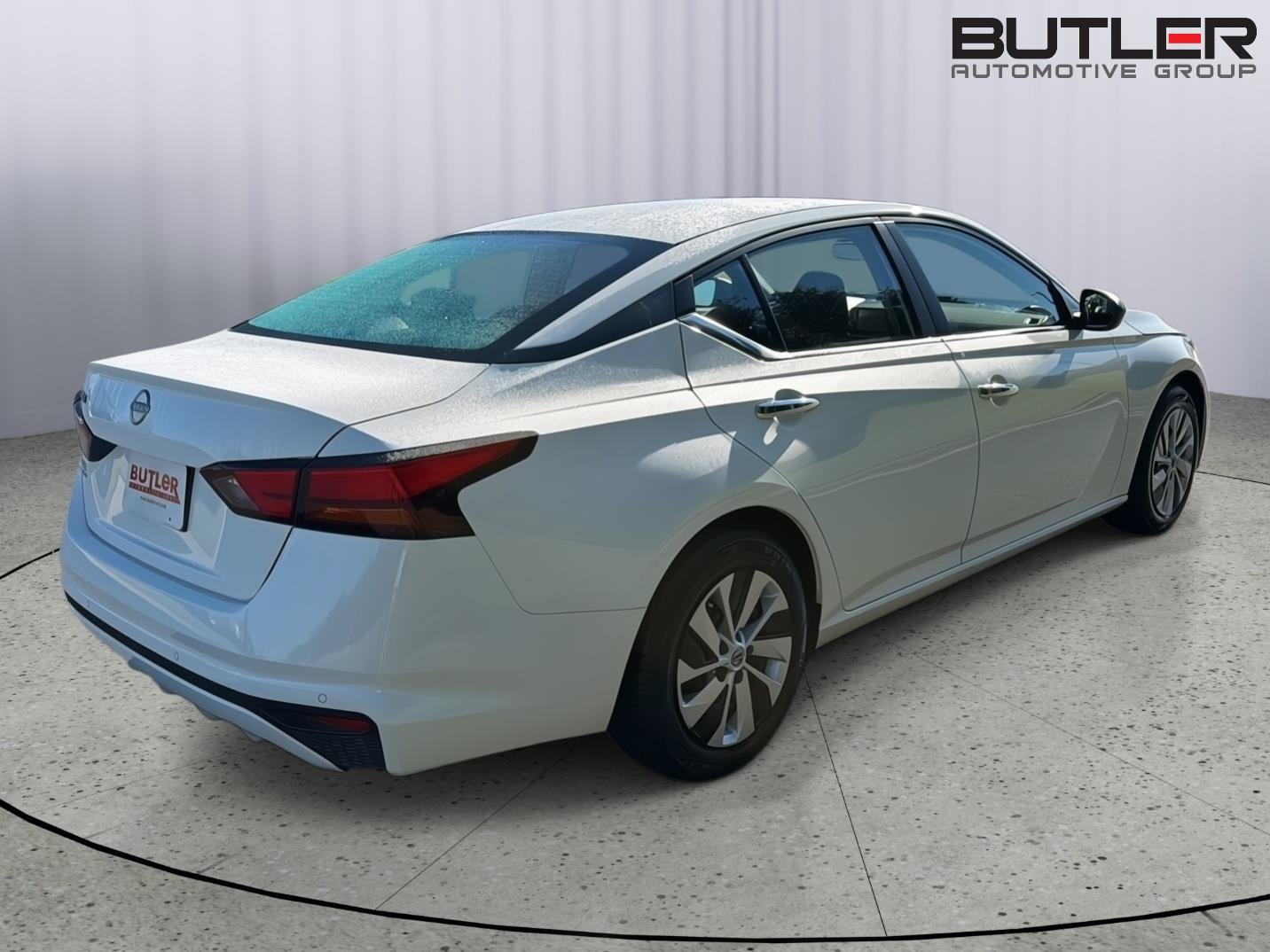 Used 2024 Nissan Altima 2.5 S FWD image 6