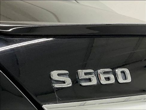 Used 2018 Mercedes-Benz S 560 4MATIC Sedan image 27