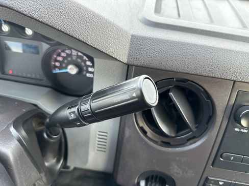 Used 2011 Ford F350 XL image 22