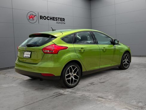 Used 2018 Ford Focus SEL w/ Cold Weather Package FWD image 5