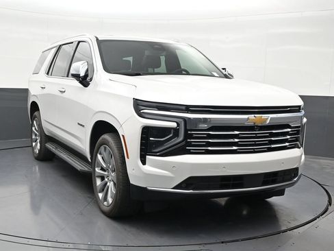 Used 2025 Chevrolet Tahoe Premier w/ Sun And Tow Package RWD image 8