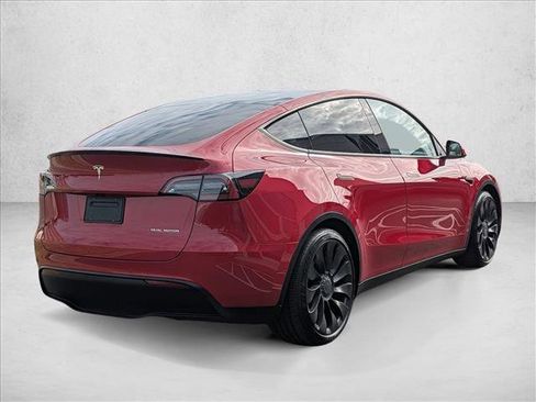 Used 2022 Tesla Model Y Performance image 5
