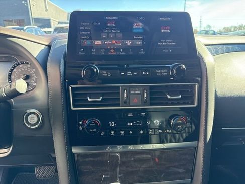 Used 2024 Nissan Armada Platinum w/ Captain's Chairs Package image 23