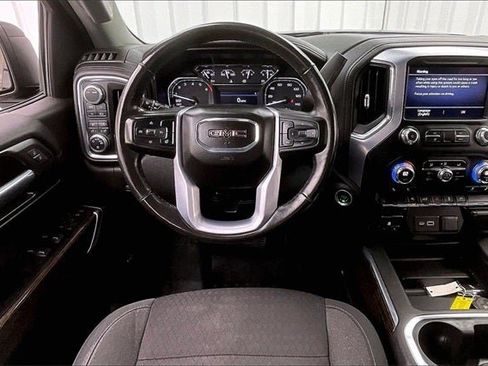 Used 2020 GMC Sierra 1500 Elevation w/ Elevation Value Package image 5