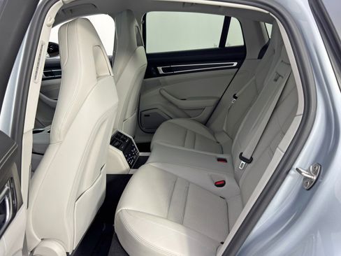 Used 2023 Porsche Panamera Platinum Edition RWD image 44