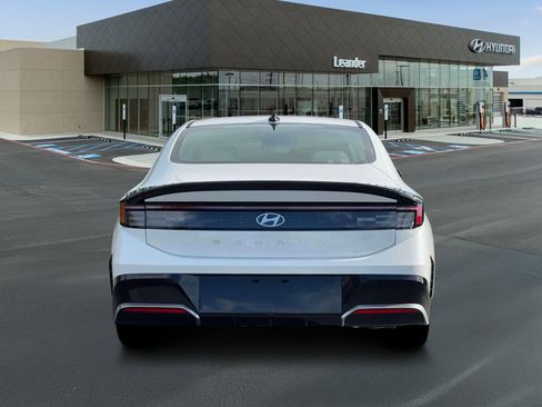 New 2026 Hyundai Sonata SEL FWD image 6
