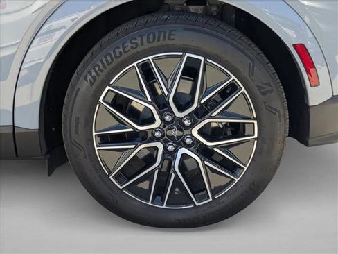 Used 2025 Ford Mustang Mach-E Premium RWD image 24