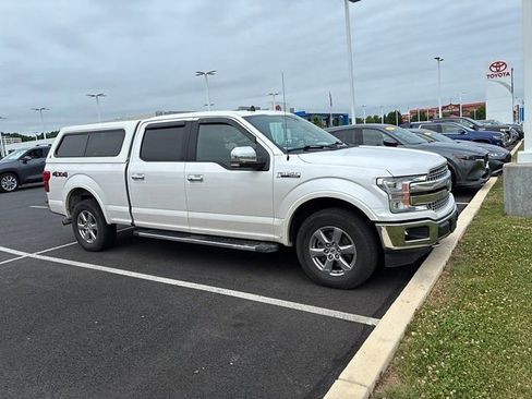 Used 2019 Ford F150 Lariat w/ Equipment Group 502A Luxury AWD/4WD image 3
