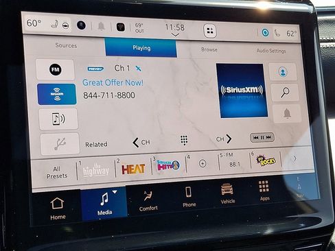 New 2025 Jeep Grand Cherokee Limited image 16