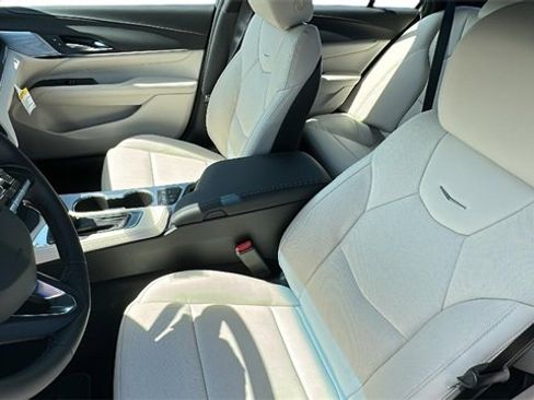 New 2025 Cadillac CT4 Premium Luxury image 20