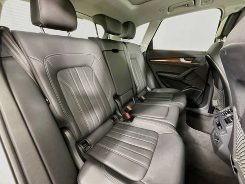 Used 2023 Audi Q5 2.0T Premium Plus w/ Premium Plus Package AWD/4WD image 28
