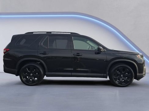 New 2026 Honda Pilot Black Edition image 7