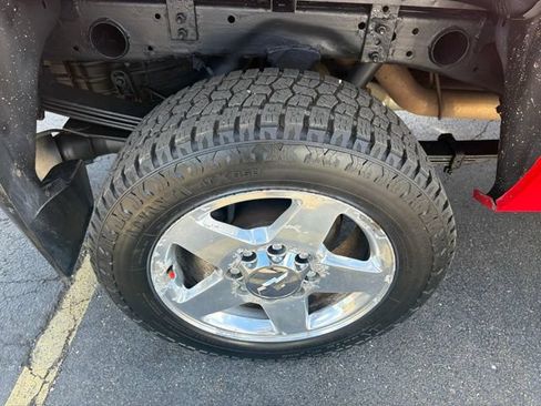 Used 2014 Chevrolet Silverado 2500 LT w/ Interior Plus Package AWD/4WD image 14