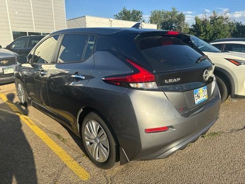 Used 2025 Nissan Leaf S FWD image 4